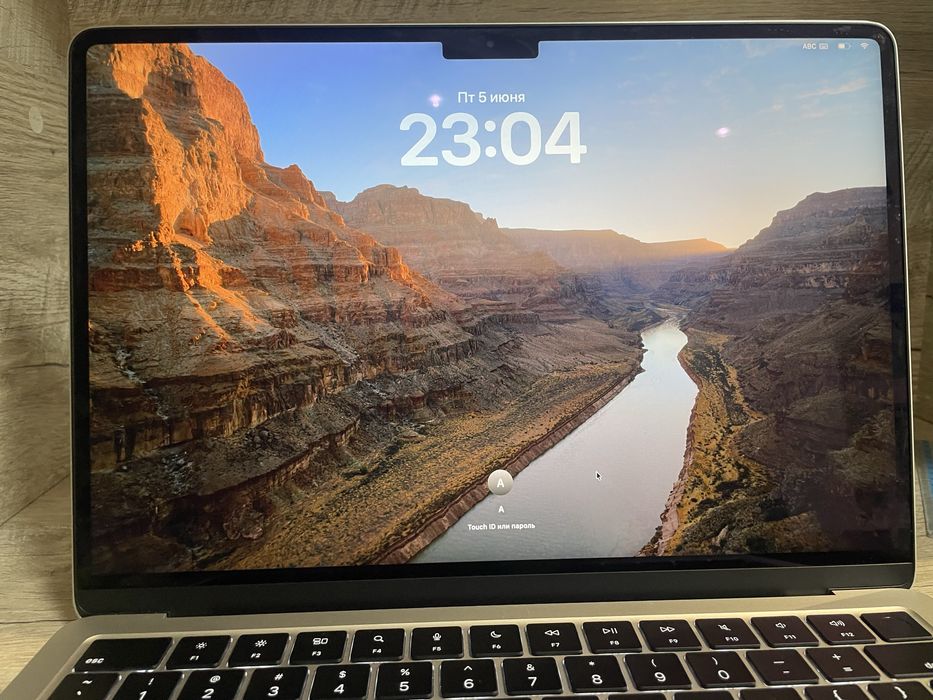 Macbook air m4 13.6 ich