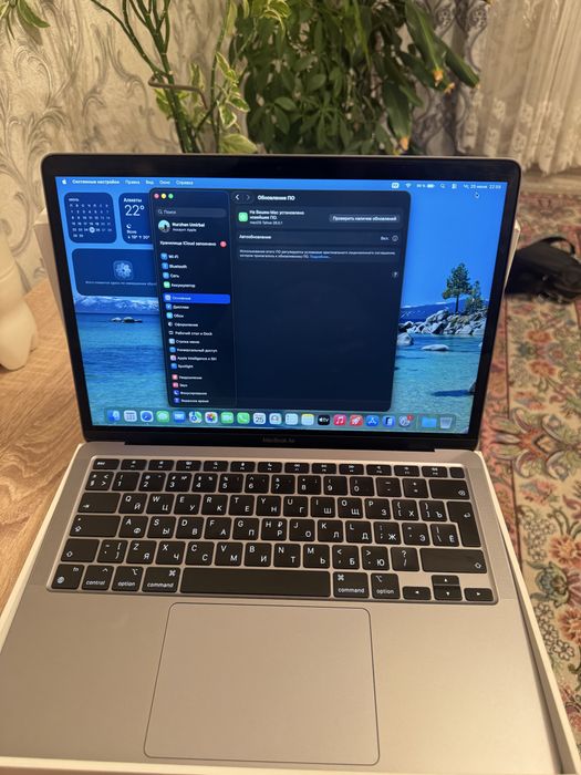 Macbook air M1 2020 8гб 245гб