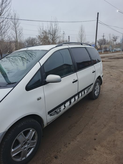 Фольксваген Шаран