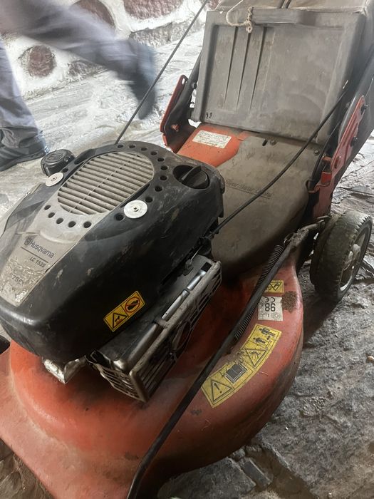 Косачка HUSQVARNA