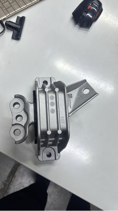 Подушка двигателя JETOUR X70