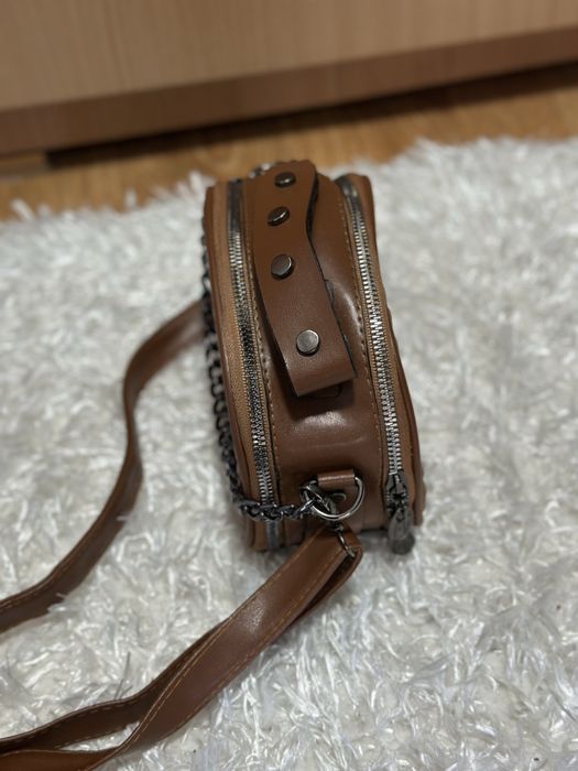 Дамски чанти на ниска цена