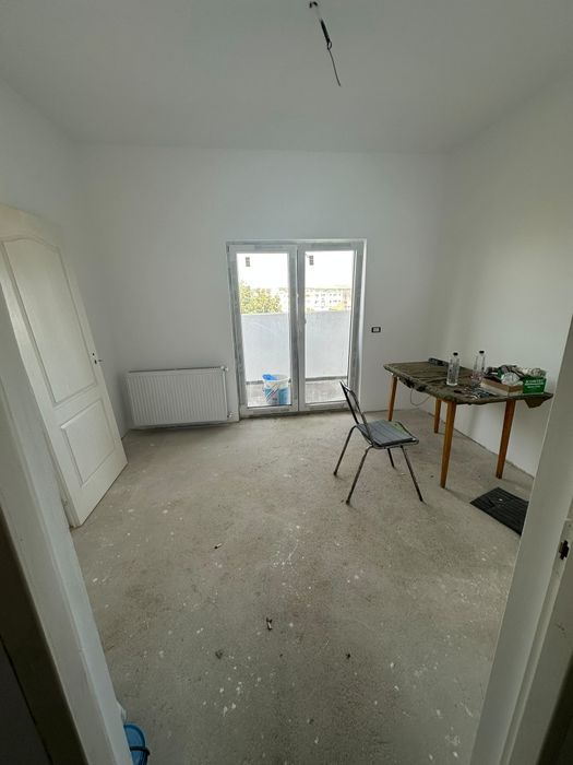 Vând apartament str Retezatului 2