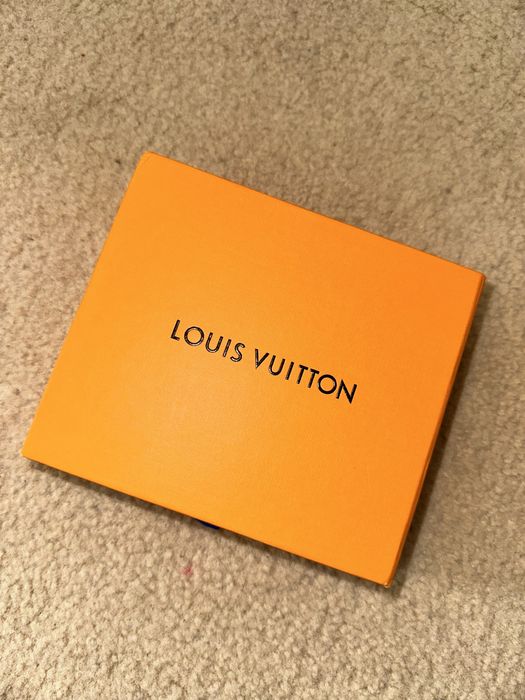Louis Vuitton портмоне истинско