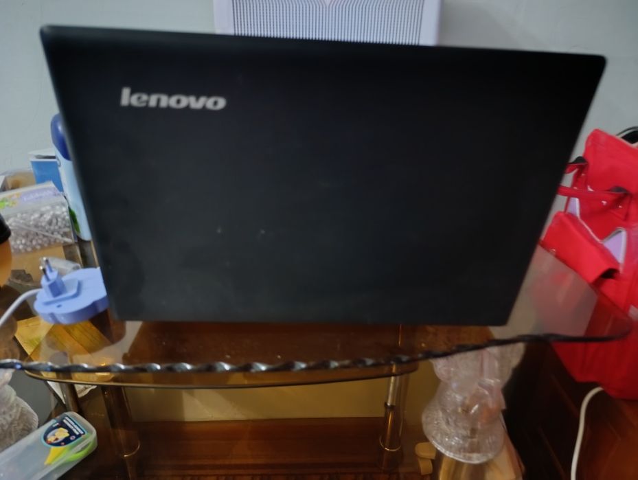 Ноутбук Леново  продаю