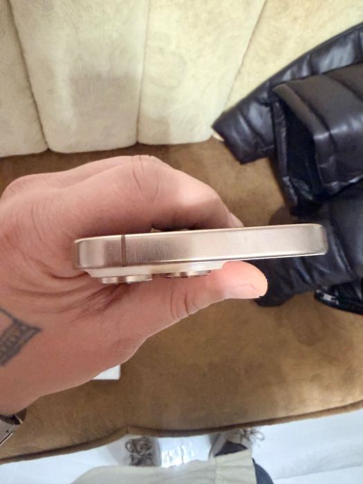 IPhone 16 pro 128 GB