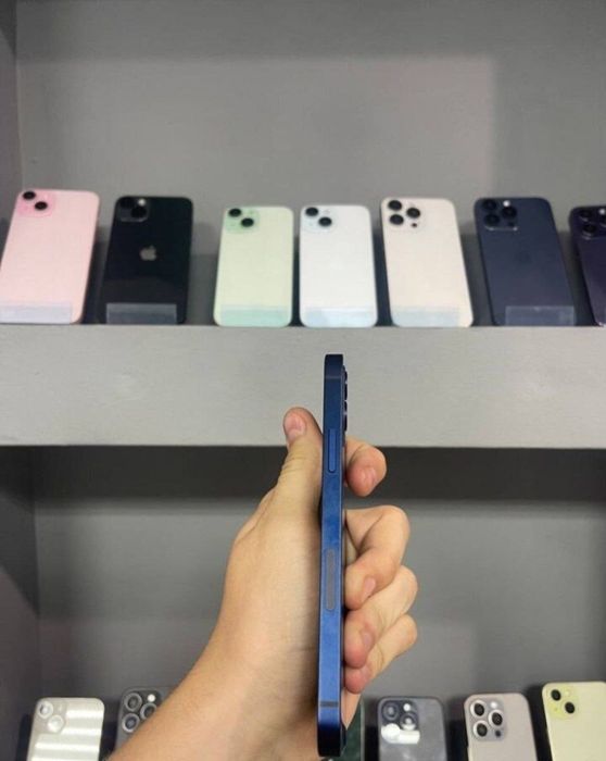 iPhone 12 1 год гарантия