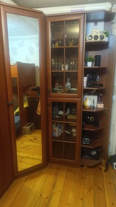 Продам спальный гарнитур или гарнитур в гостиную