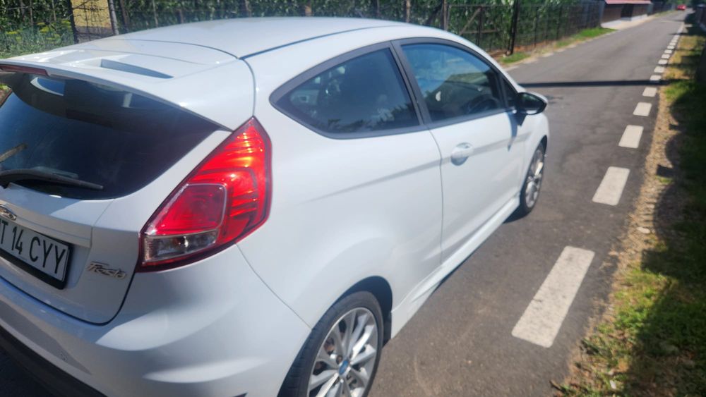 FORD Fiesta 2015 — imagine 3