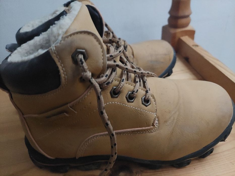 Боти унисекс 38 размер