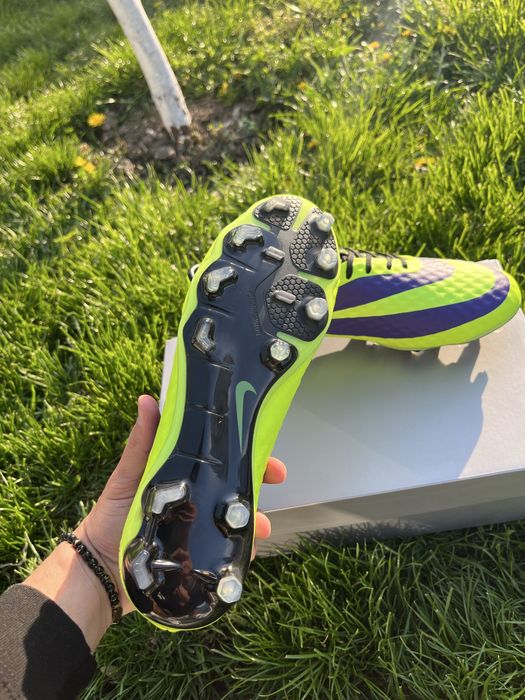 Neymar rare Nike Hypervenom