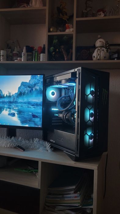 Gaming компютър + монитор