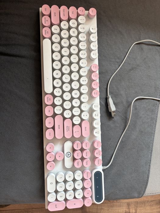 Механична клавиатура K600