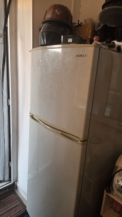 Холодильник самсунг  Samsung RT30MB