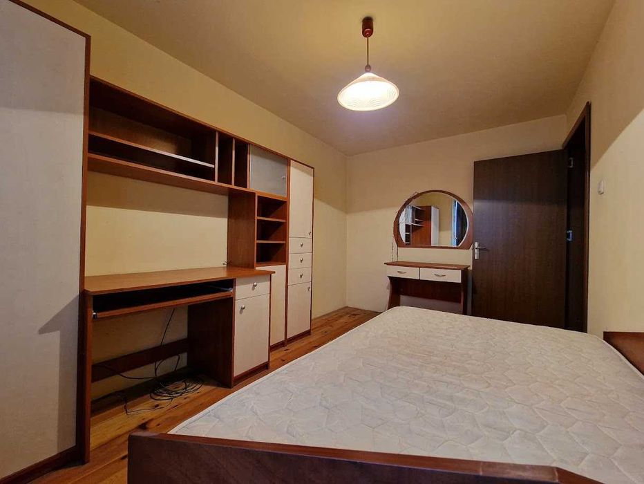 Дава се под наем Тристаен апартамент в Варна, Център - 85 кв.м за 578.34 € - Снимка #4