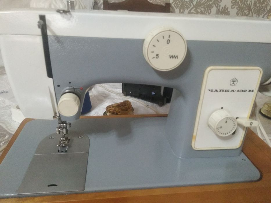 Chayka tikuv mashinasi sotiladi