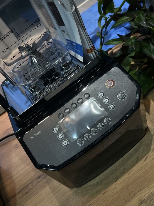 блендер новый грантия 1 год