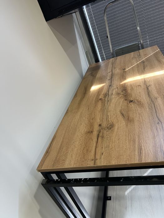 Парта сотилади б/у