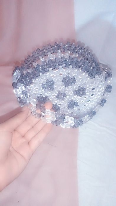 Qõl mehnatidan munchoq sumkalari