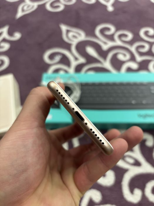 Iphone 8 64gb rose идеальный