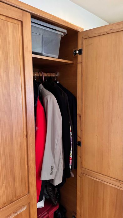 Set mobila din lemn masiv