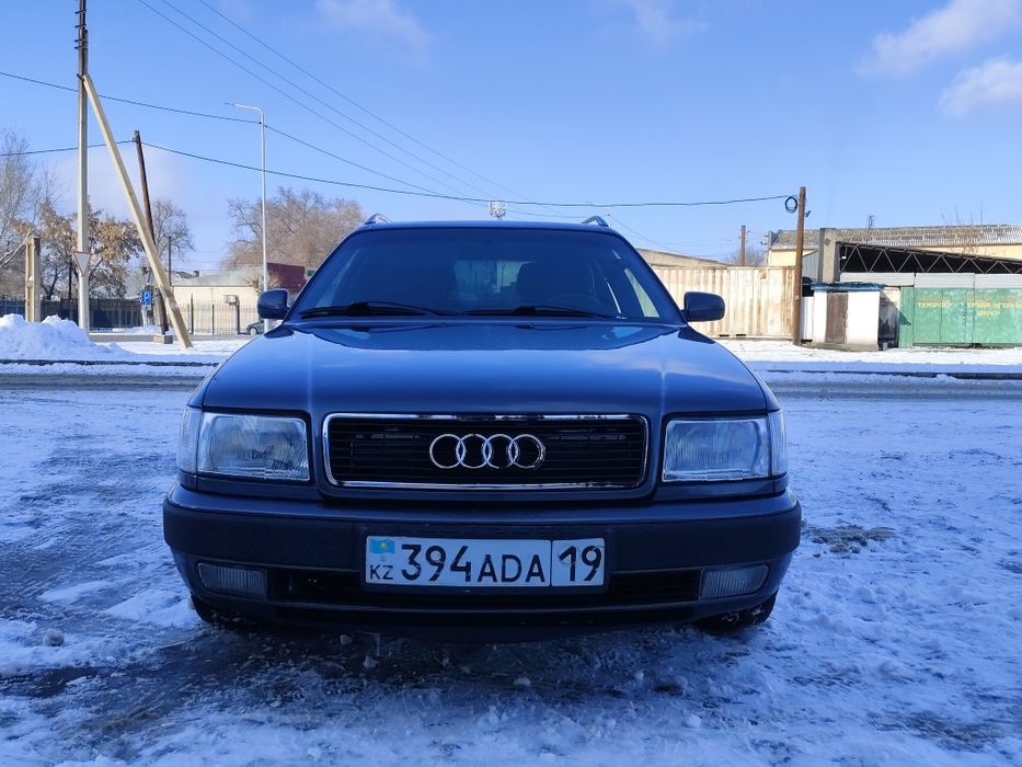 Продам машину Ауди 100 С4