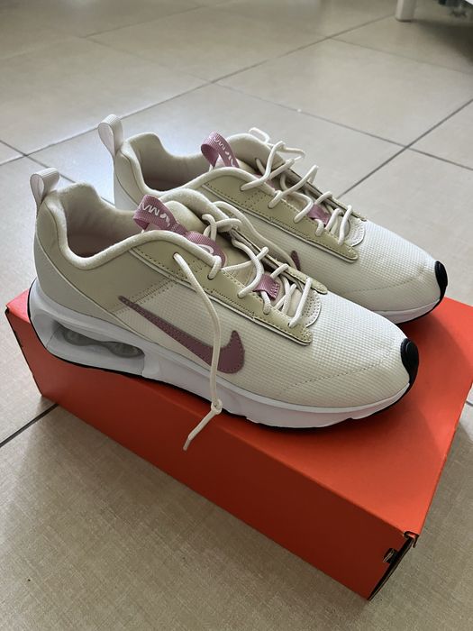 Nike Air Max  produs nou