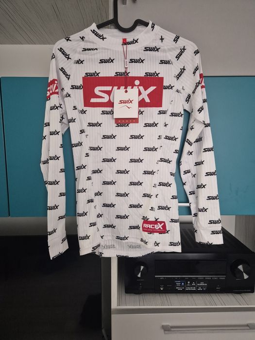 Bluza corp dama  Swix noua cu etichetă masura S