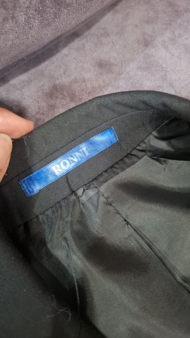 Продам подростковый пиджак на мальчика