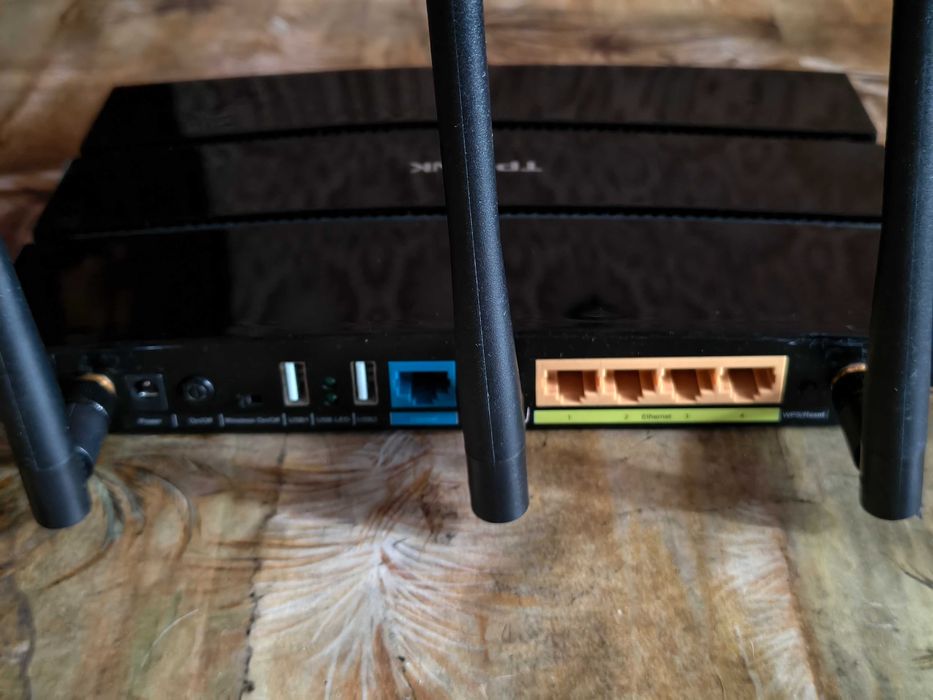 Продам TP-Link Archer C7