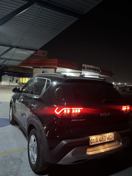 Kia sonet 2024-yil kraskasi top toza 2-pozitsa xolati ideal(yengi)