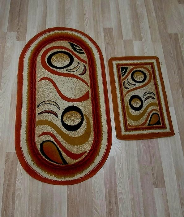 Vand covoare (diferite dimensiuni)