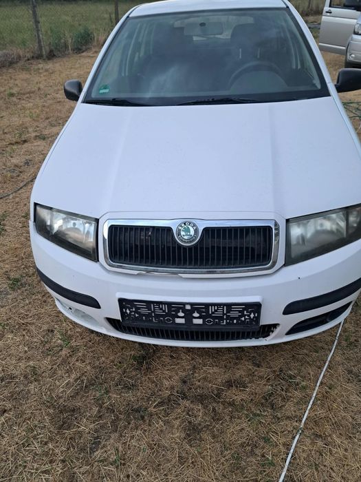 Skoda Fabia Combi 1.2 benzină, 2006 – pentru dezmembrări – 400 €