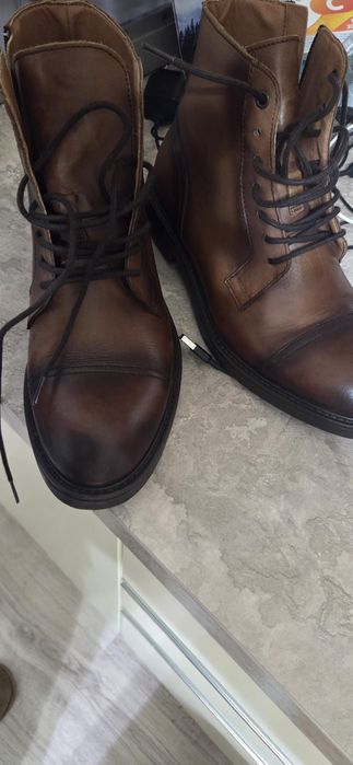 Ghete Mango de piele