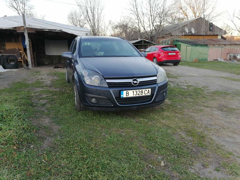 Продажба на Лек Автомобил-Опел Астра 19Н Дизел