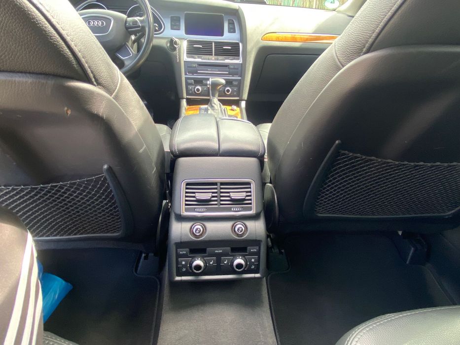 Audi Q7 facelift panoramic 7 locuri camere360
