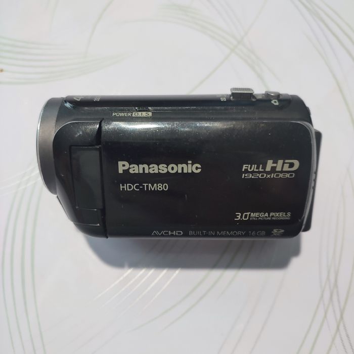 Видеокамера HDC-TM80