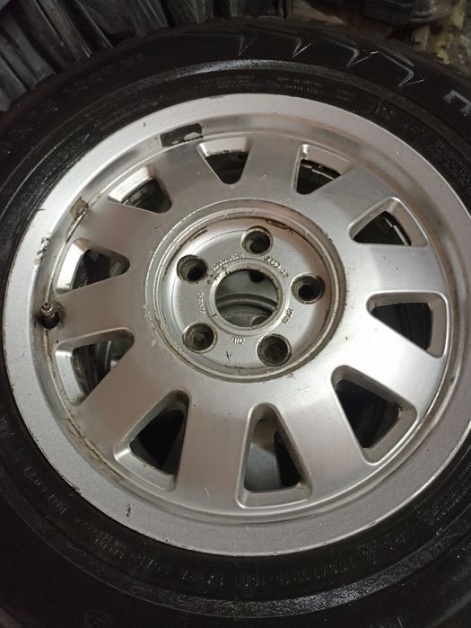 Продам колеса б/у на зимней резине