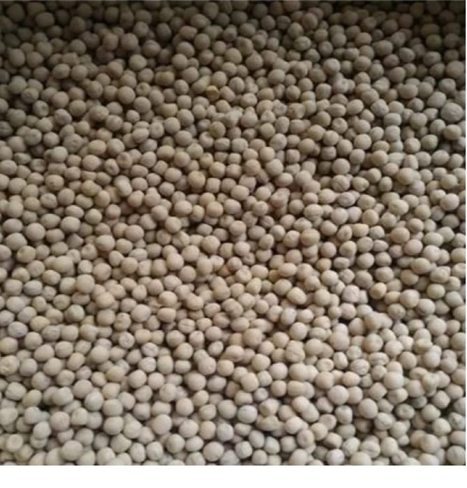 Vând orz și mazare furajera !