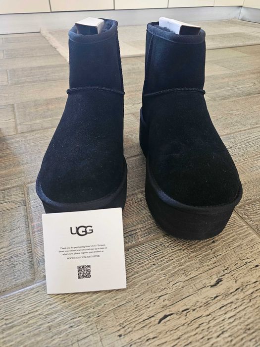 UGG ботуши, номер 40, нови