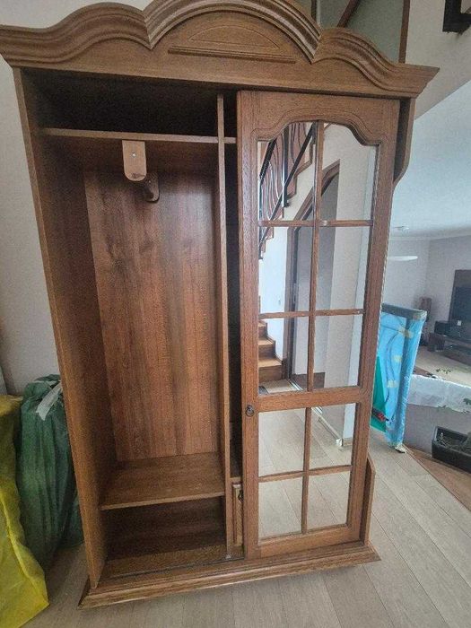 Dulap Hol din lemn masiv