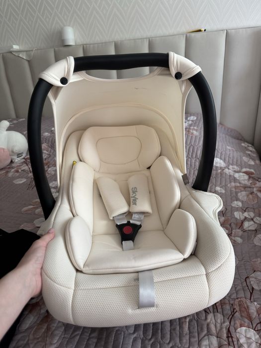 Продам автокресло/люльку