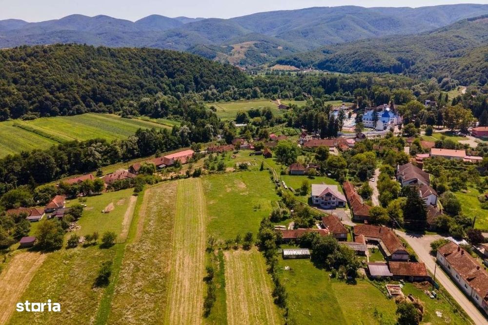 Teren de vânzare, 3525mp, acces asfaltat.Parcele la cerere!
