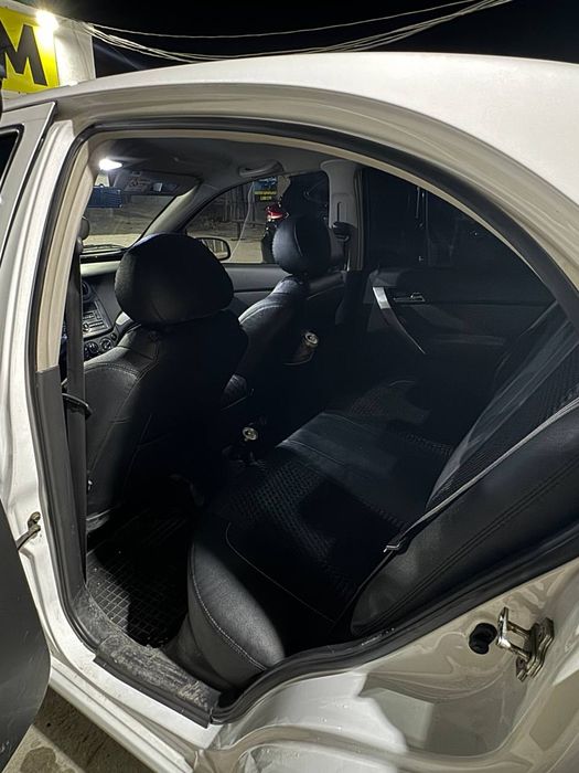 Nexia 3 satiladi taza minilgen