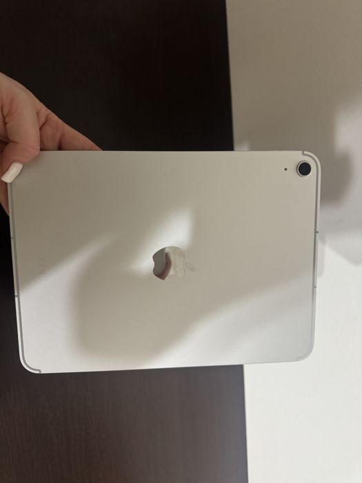 Vand iPad 18.6 baterie  100%