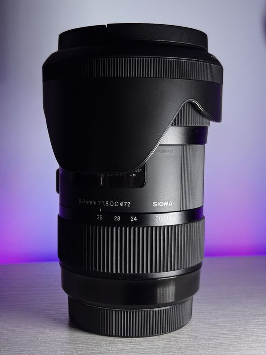 SIGMA 18-35mm F1.8 for Canon EF