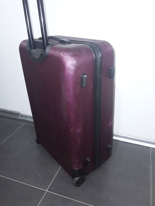 Куфар голям пласмасов 68/45/29