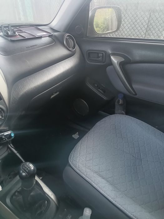 Toyota RAV4 model 2