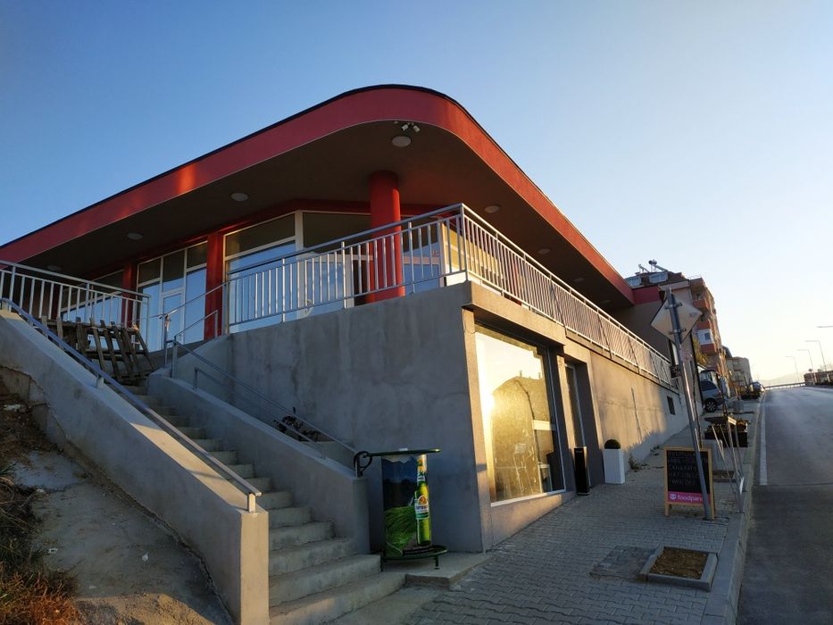 Дава се под наем Гараж / Паркомясто в Благоевград, Освобождение - 900 кв.м за 2397 € - Снимка #10