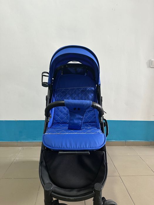 Коляска прогулочная